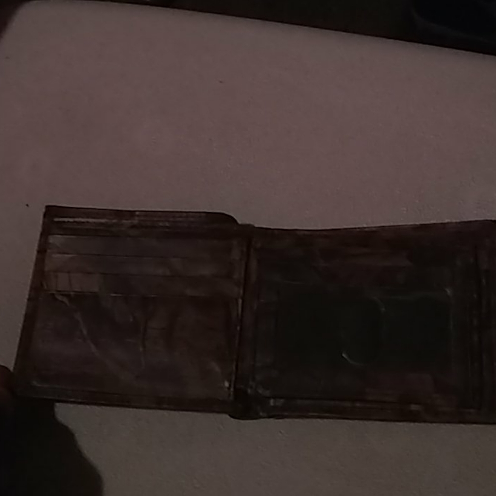 Wallet - Picture 2 of 4